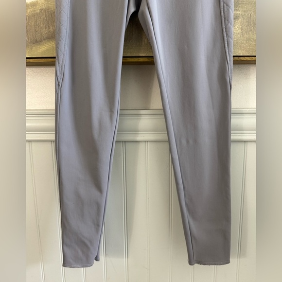 NILS Fleece Lined Gray Quilted Leggings Size Small - Picture 5 of 10